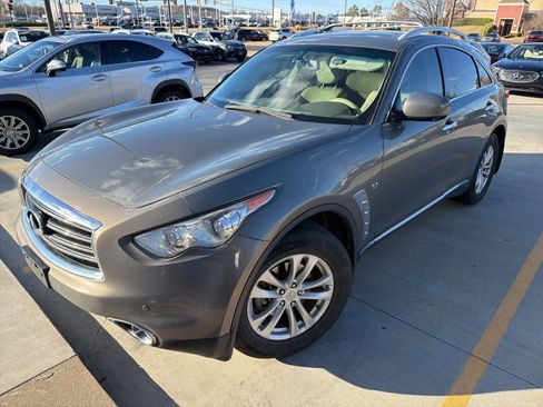 Used 2014 INFINITI QX70 Base w/ Premium Package image 1