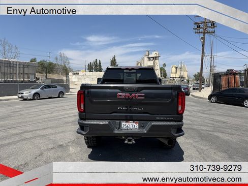 Used 2020 GMC Sierra 2500 Denali w/ Denali Ultimate Package image 8