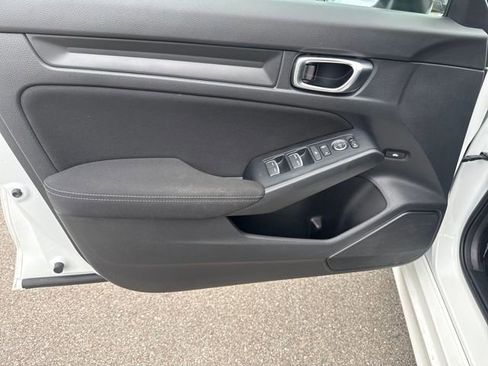 Used 2023 Honda Civic Sport image 9
