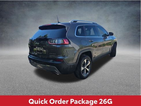 Used 2019 Jeep Cherokee Limited w/ Luxury Group FWD image 4