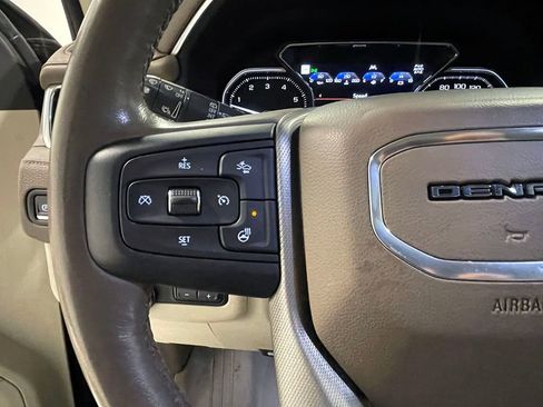 Used 2021 GMC Yukon Denali w/ Denali Premium Package image 48