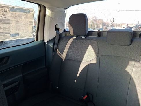 New 2025 Ford Maverick XL image 12