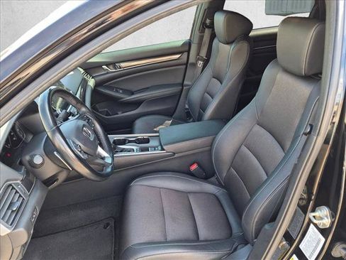 Used 2019 Honda Accord Sport image 14