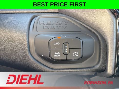 New 2026 RAM 2500 Laramie AWD/4WD image 36