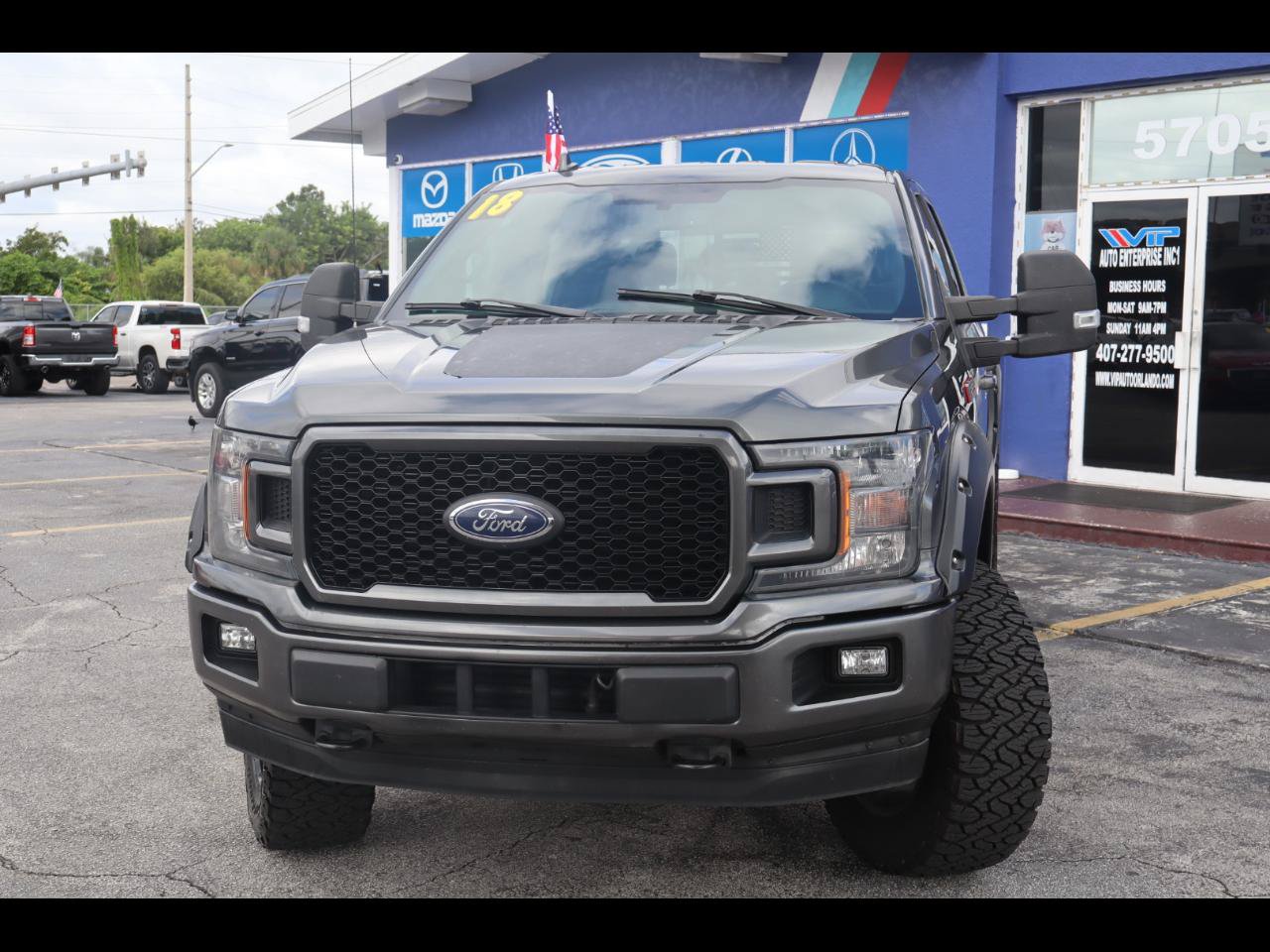 Used 2018 Ford F150 XLT w/ Equipment Group 302A Luxury AWD/4WD image 4