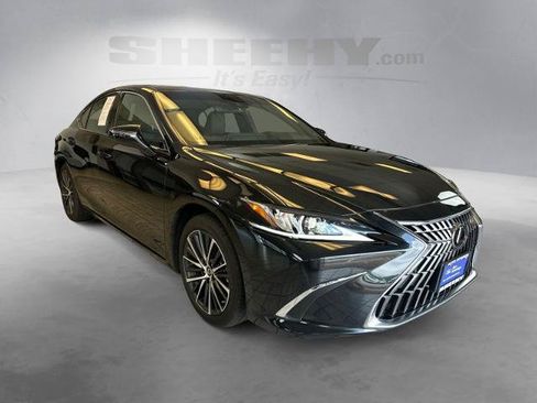 Used 2024 Lexus ES 350 w/ Premium Package FWD image 2