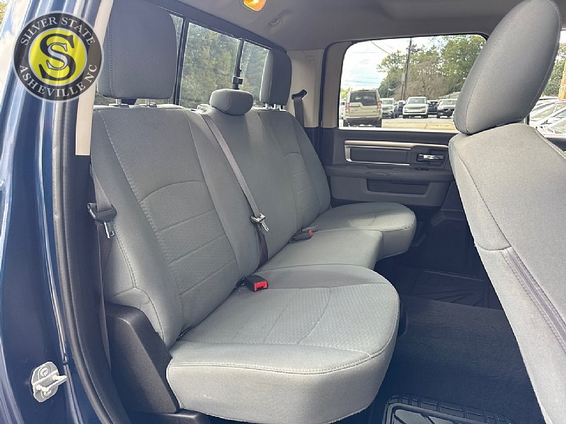Used 2020 RAM 1500 Classic SLT AWD/4WD image 15