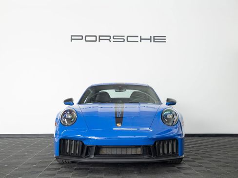 Certified 2025 Porsche 911 Carrera GTS RWD image 10