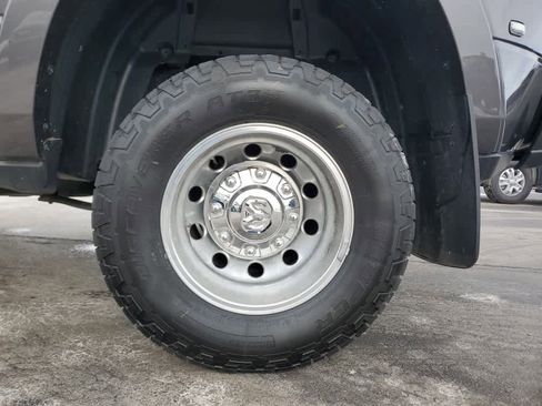 Used 2022 RAM 3500 Laramie image 9