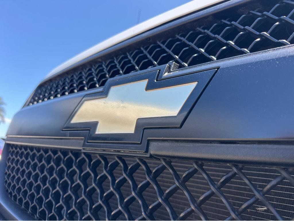 Used 2018 Chevrolet Express 2500 w/ Driver Convenience Package RWD image 38