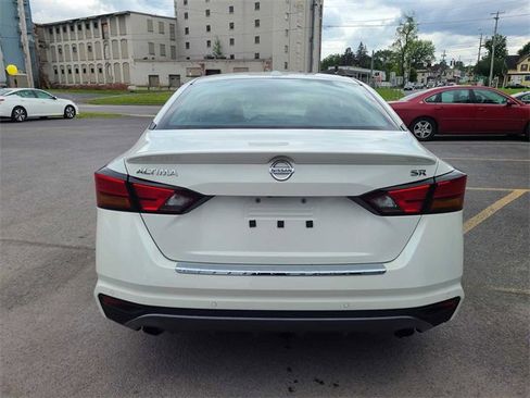 Used 2022 Nissan Altima 2.5 SR image 8
