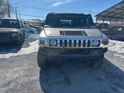 Used 2005 HUMMER H2 w/ Preferred Equipment Group AWD/4WD image 8