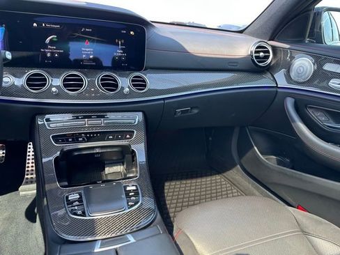 Used 2022 Mercedes-Benz E 53 AMG 4MATIC Sedan image 17