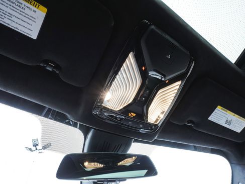 Used 2022 BMW X7 xDrive40i w/ M Sport Package image 28