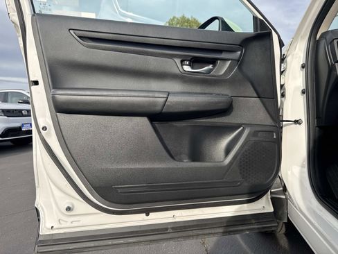 Certified 2024 Honda CR-V LX image 19