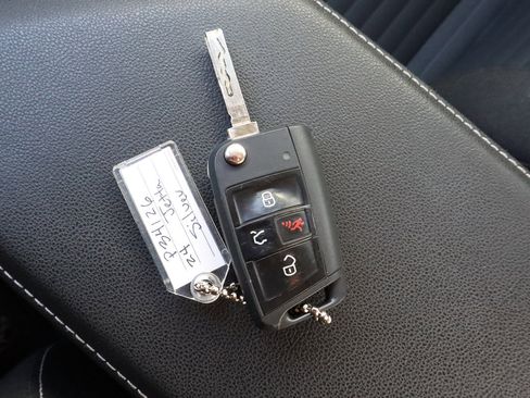 Used 2024 Volkswagen Jetta S image 29