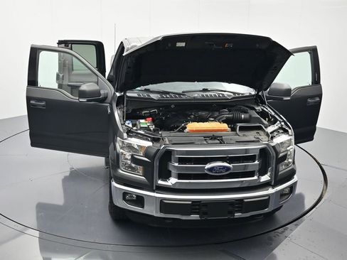 Used 2016 Ford F150 XLT w/ Equipment Group 301A Mid AWD/4WD image 43