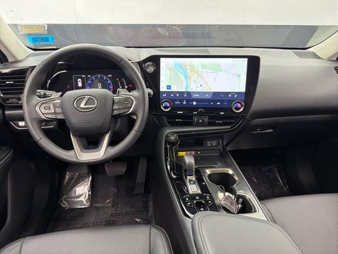 Used 2022 Lexus NX 250 AWD w/ Premium Package image 8
