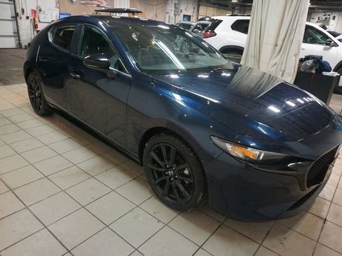 Used 2024 MAZDA MAZDA3 s image 11