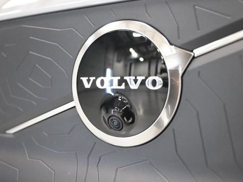 Used 2026 Volvo EX30 Cross Country Ultra w/ Protection Package Premier AWD/4WD image 4