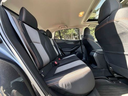 Used 2019 Subaru Crosstrek 2.0i Premium w/ Moonroof Package AWD/4WD image 13