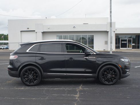 Used 2021 Lincoln Nautilus Reserve w/ Equipment Group 202A AWD/4WD image 18