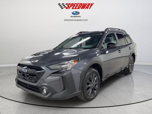 Certified 2025 Subaru Outback Onyx Edition image 3