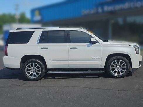 Used 2016 GMC Yukon Denali w/ Open Road Package AWD/4WD image 9