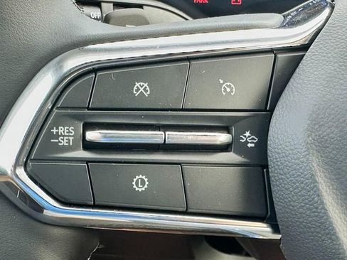 New 2026 Chevrolet Equinox ACTIV w/ LPO, Floor Liner Package FWD image 11