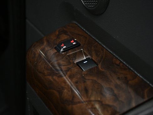 Used 2016 Ford F250 Platinum w/ FX4 Off-Road Package image 54