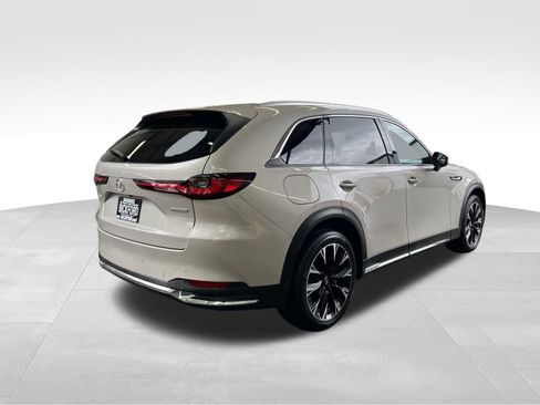 Used 2024 MAZDA CX-90 Plug-In Hybrid w/ Premium Plus AWD/4WD image 11