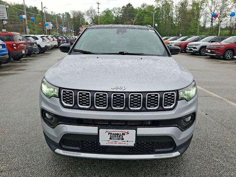 Certified 2025 Jeep Compass Limited AWD/4WD image 29