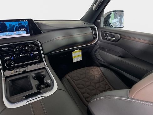 New 2026 Nissan Armada Platinum image 26