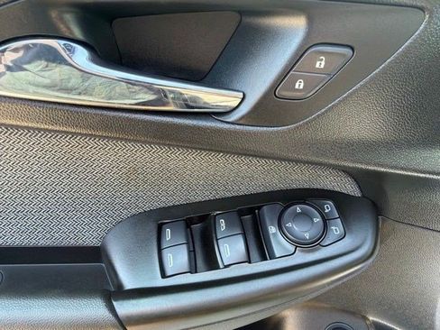 Used 2021 Chevrolet TrailBlazer LT w/ Sun and Liftgate Package AWD/4WD image 10