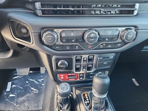 New 2026 Jeep Gladiator Rubicon w/ Safety Group image 12