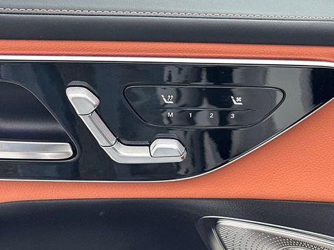New 2026 Mercedes-Benz GLC 43 AMG 4MATIC Coupe image 11