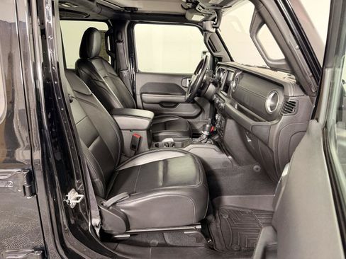 Used 2021 Jeep Wrangler Unlimited Sahara AWD/4WD image 22