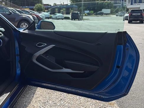 Used 2018 Chevrolet Camaro LT RWD image 12