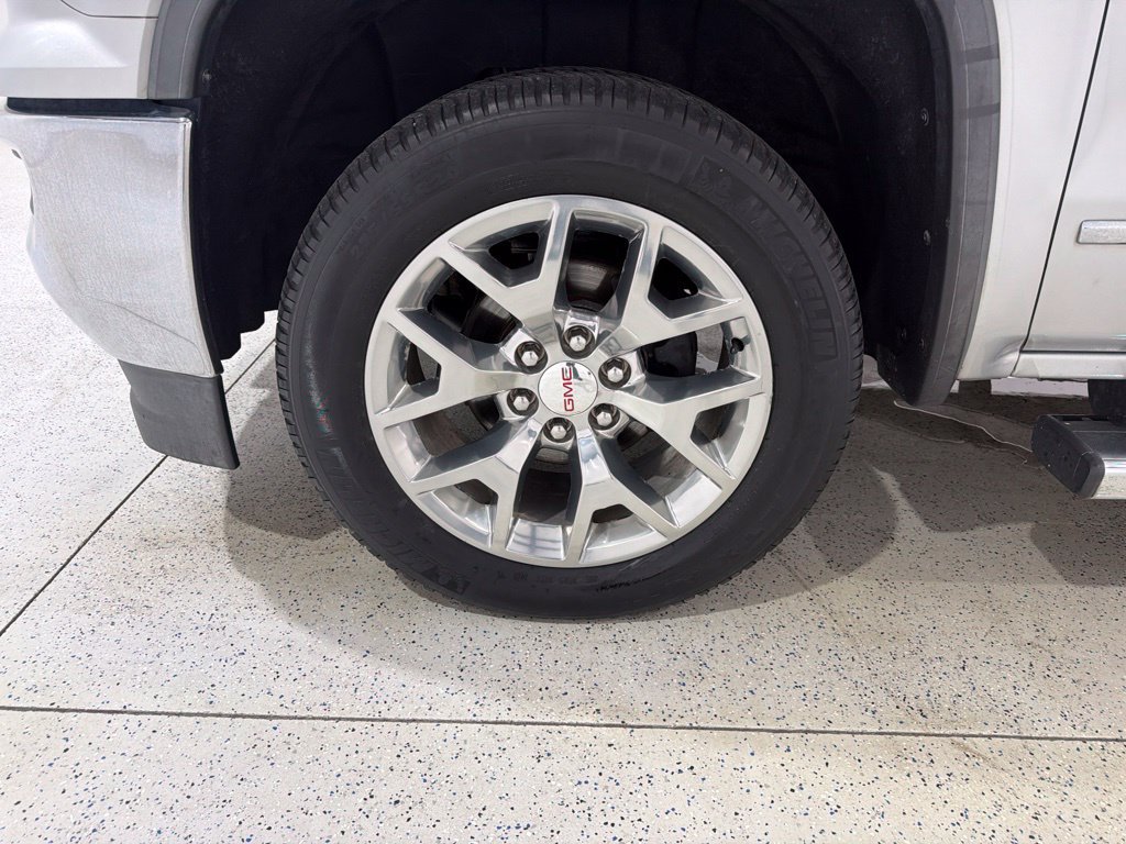 Used 2018 GMC Sierra 1500 SLT w/ SLT Premium Package AWD/4WD image 28