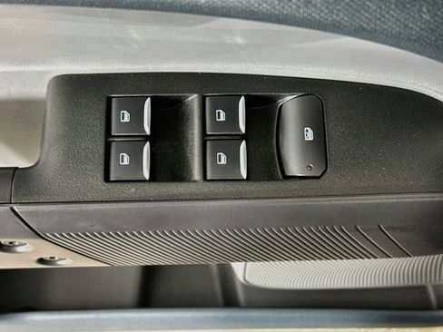 Used 2025 Ford Maverick XL FWD image 15