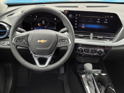 New 2026 Chevrolet Trax LT w/ LT Convenience Package image 11