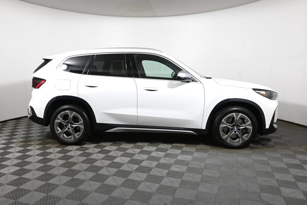 Used 2024 BMW X1 xDrive28i w/ Convenience Package AWD/4WD image 8