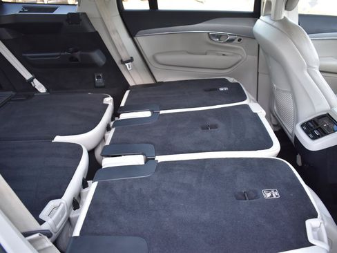 Used 2021 Volvo XC90 T5 Momentum w/ Protection Package Premier FWD image 68