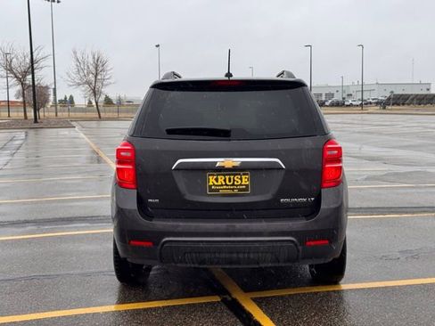 Used 2016 Chevrolet Equinox LT w/ Convenience Package image 28