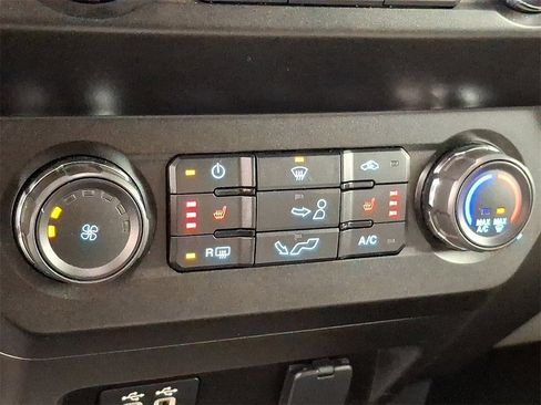 Used 2020 Ford F150 XLT w/ Equipment Group 302A Luxury image 17