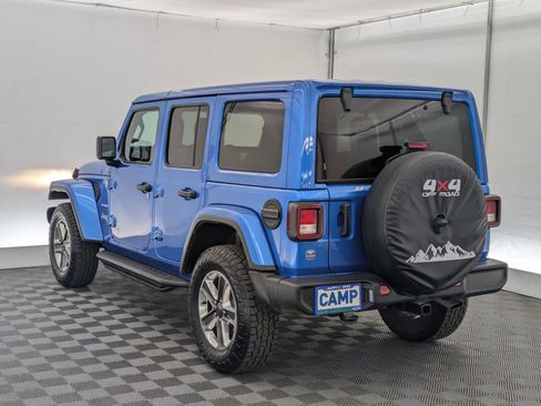 Used 2023 Jeep Wrangler Unlimited Sahara AWD/4WD image 4