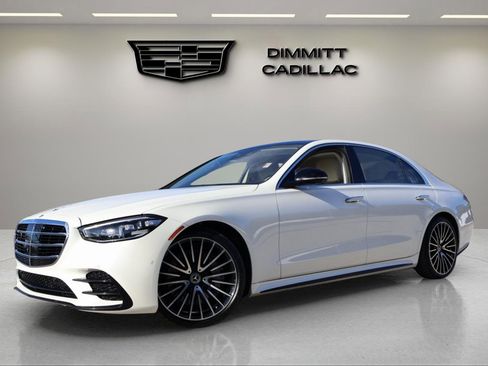 Used 2022 Mercedes-Benz S 580 4MATIC Sedan image 1