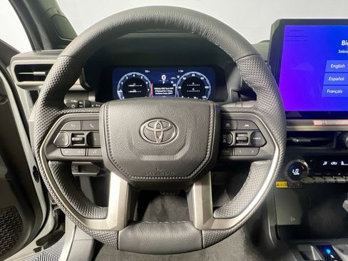 New 2025 Toyota Tacoma TRD Off-Road image 17