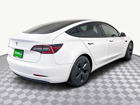 Used 2021 Tesla Model 3 Standard Range Plus image 10