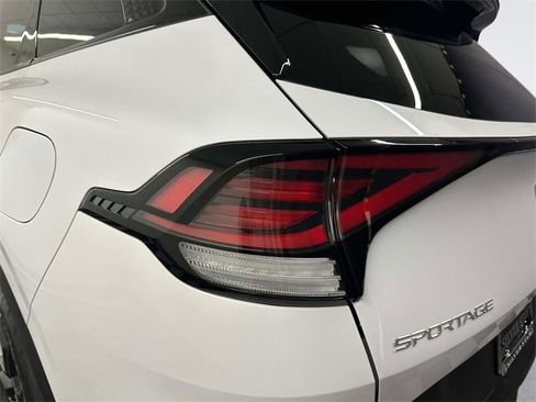 Used 2023 Kia Sportage X-Pro Prestige image 9